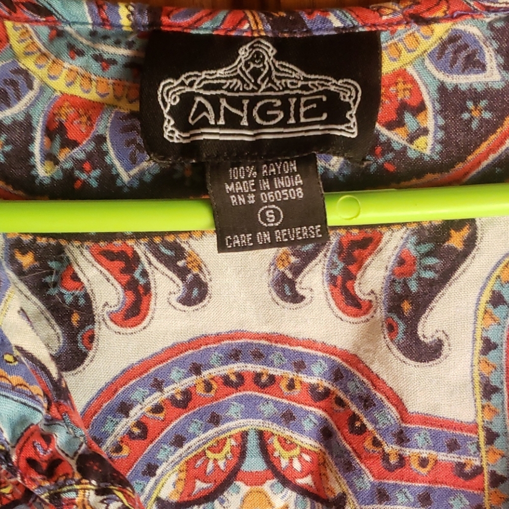 Top - Picture 2 of 4